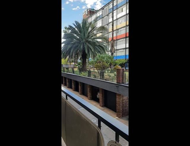 1 BEDROOM APARTMENT FOR SALE IN MUCKLENEUK